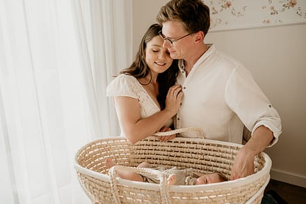 Naturalna Sesja noworodkowa w domu Kraków