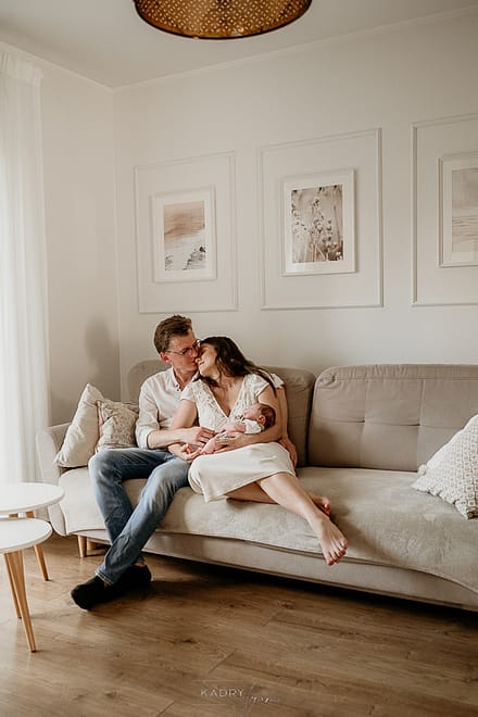 Naturalna Sesja noworodkowa w domu Kraków