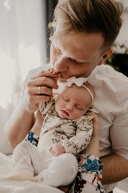 Sesja noworodkowa w domu w Krakowie