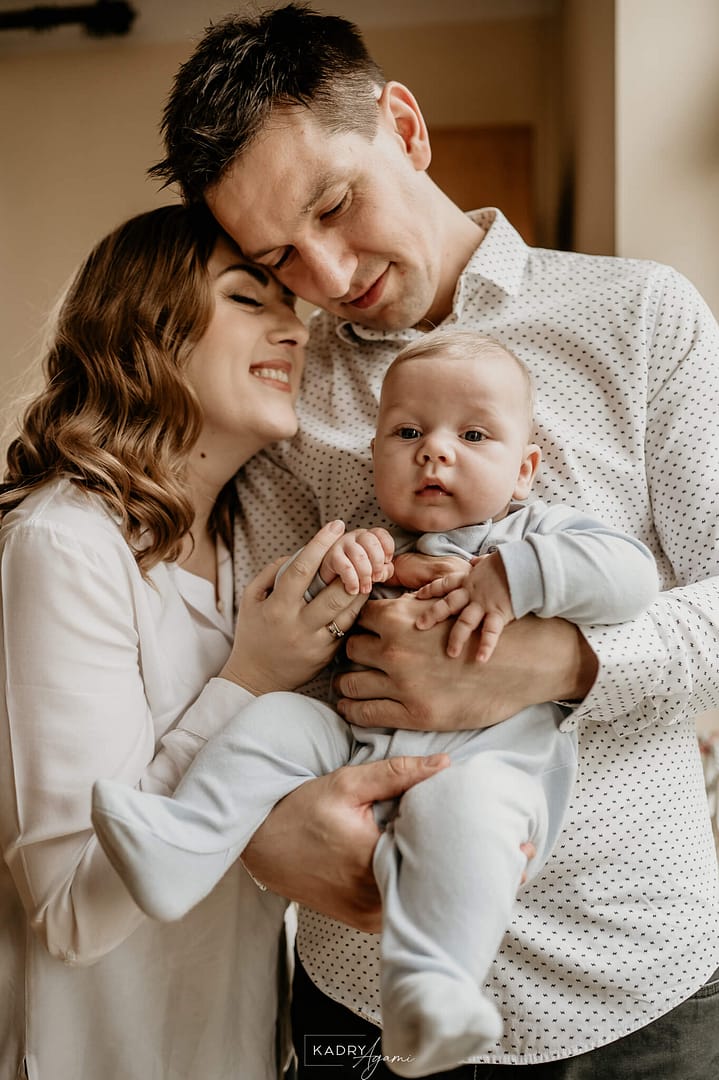 sesja niemowlęca z rodzicami