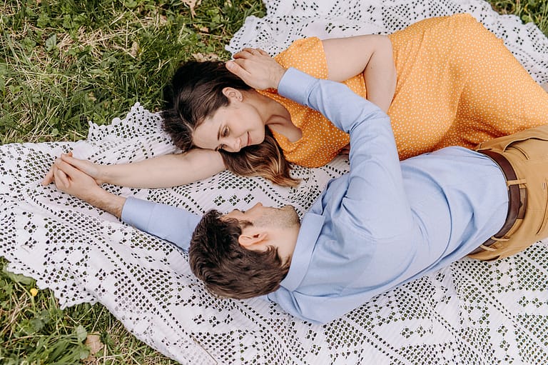 naturalna sesja ciążowa